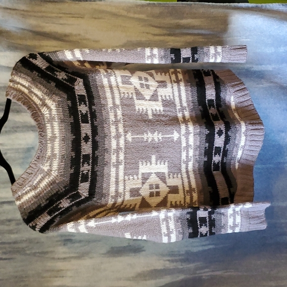 🎉 Roxy Geometric Sweater - Picture 4 of 4